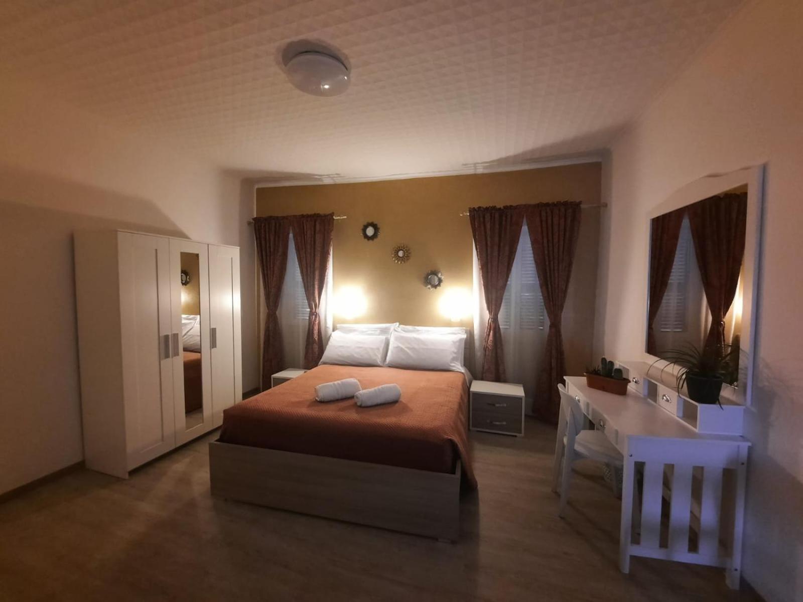 Апартаменти Viccinella House Capranica Екстер'єр фото