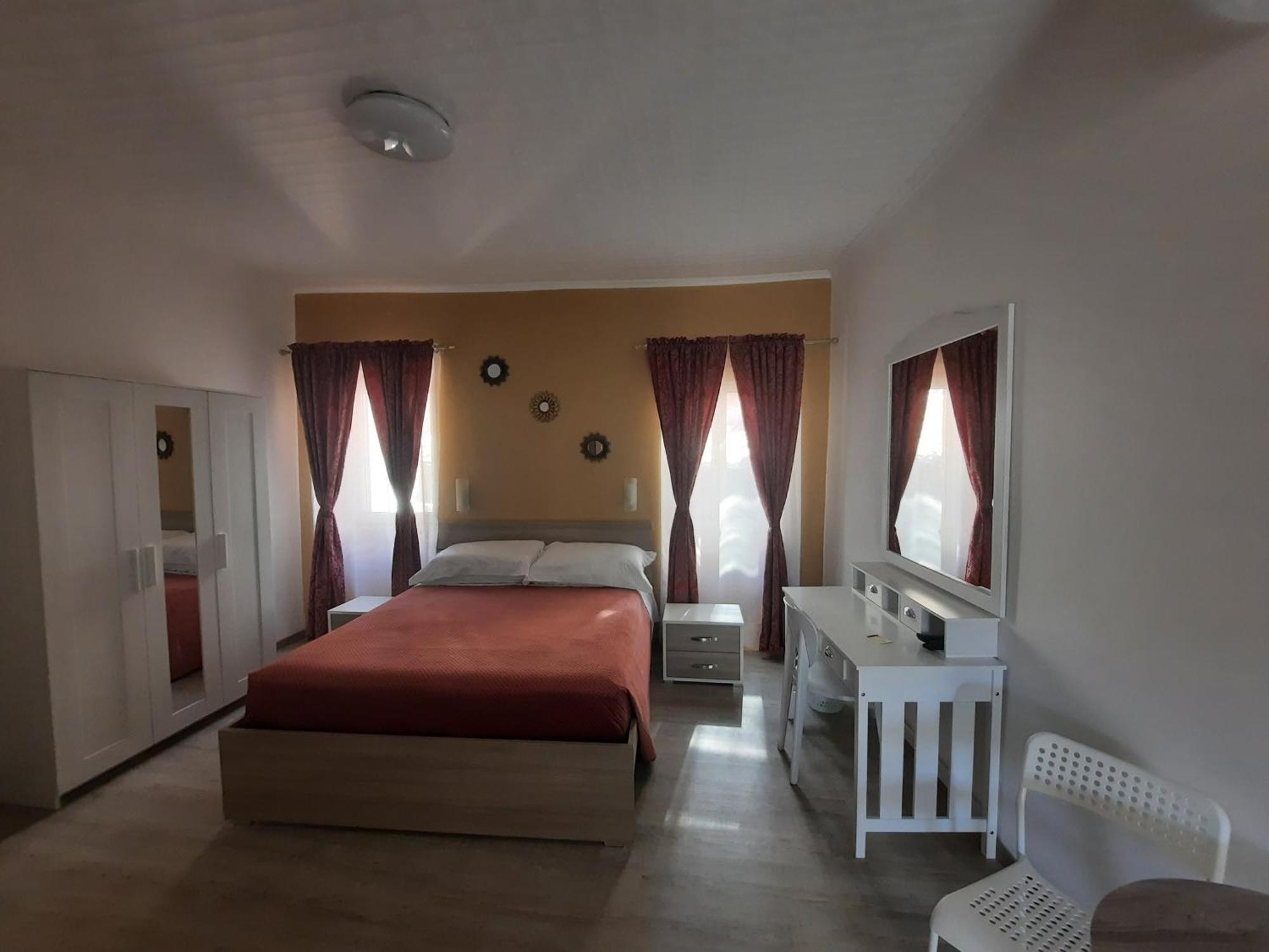 Апартаменти Viccinella House Capranica Екстер'єр фото
